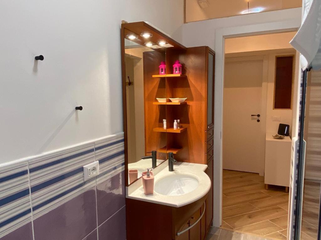 Casa Vacanze Nuanua Trieste Exteriör bild