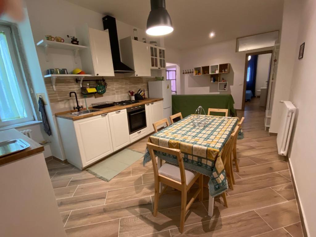 Casa Vacanze Nuanua Trieste Exteriör bild